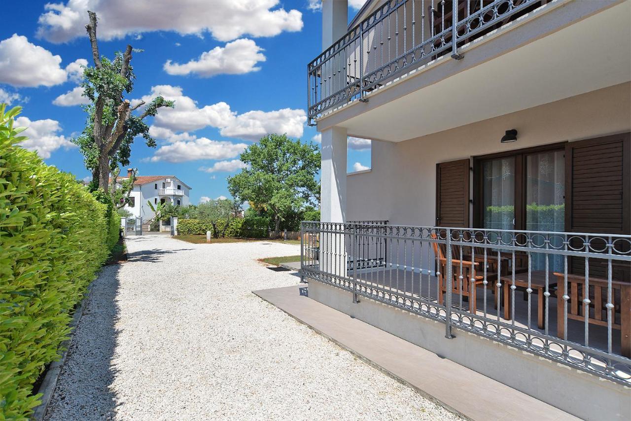 Apartments Marija 1089 Poreč Exterior foto
